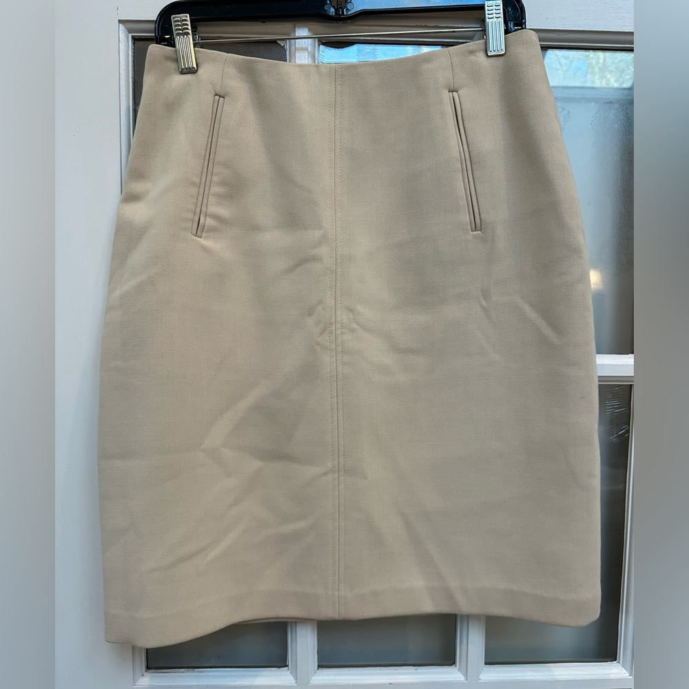 Vintage DKNY Bergdorf Goodman Y2K Wool Classic Chic Elegant Tan Skirt Size 8
